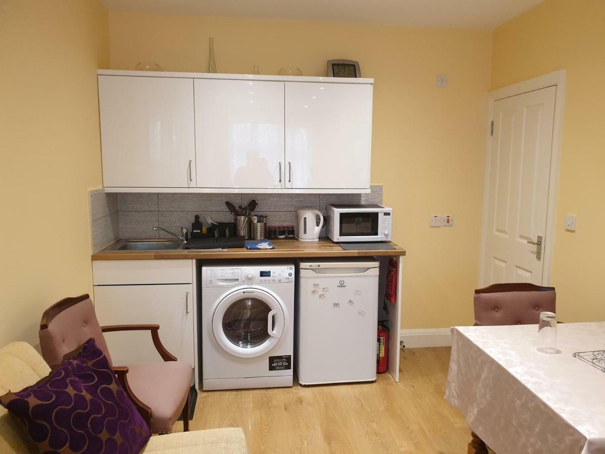 London Vegetarian Smoke & Pet Free En-Suite With Ev Parking Edgware Exteriér fotografie